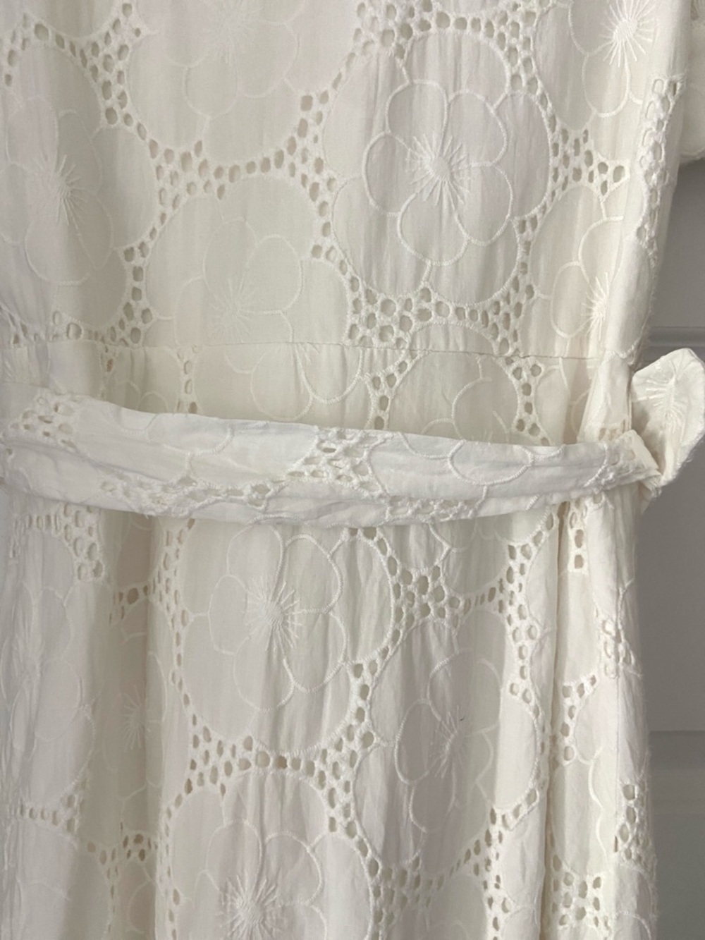 Rachel Parcell White Floral Eyelet Puff Sleeve Midi Dress - Size S - Picture 8 of 14